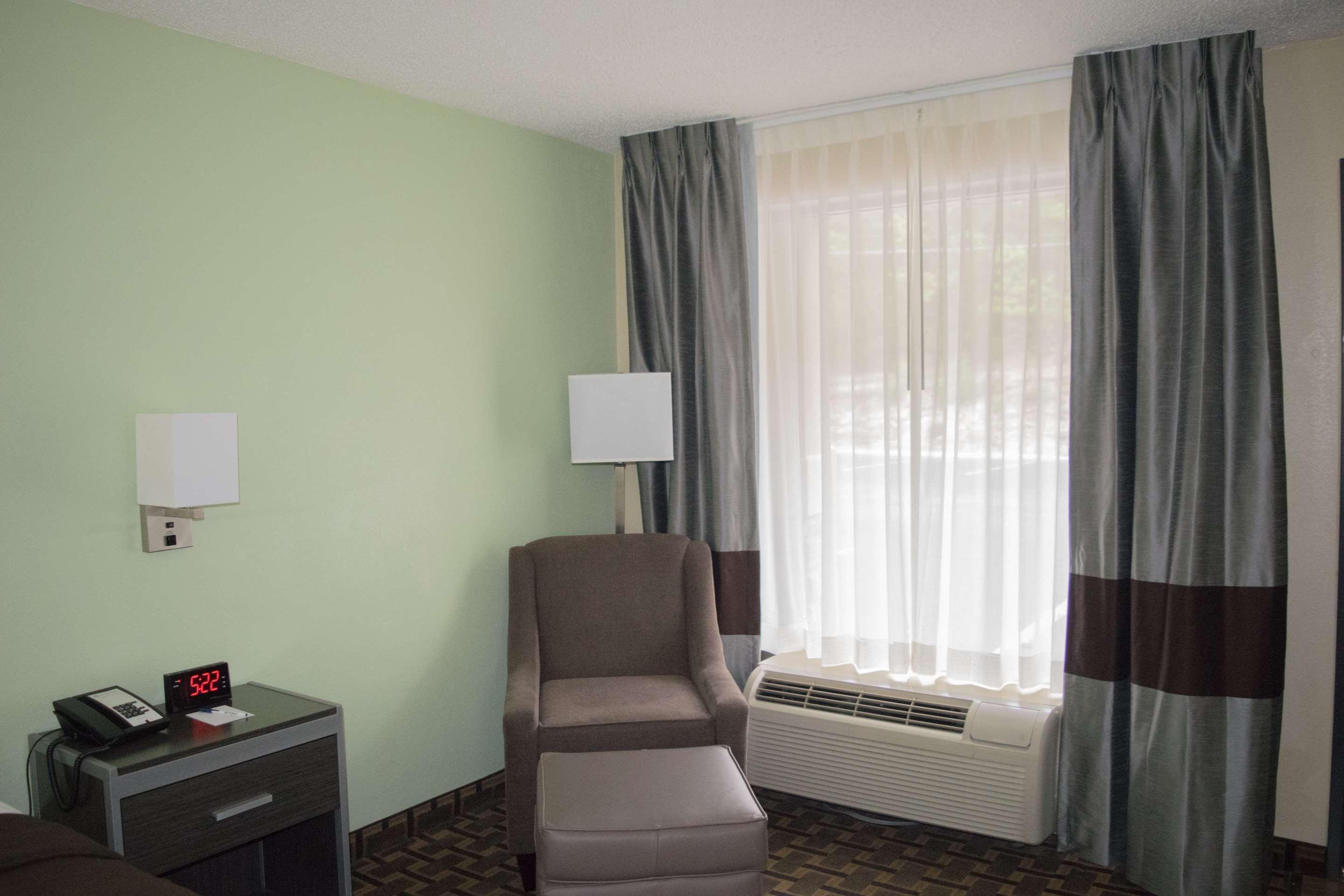 Best Western Coachlight Ролла Экстерьер фото
