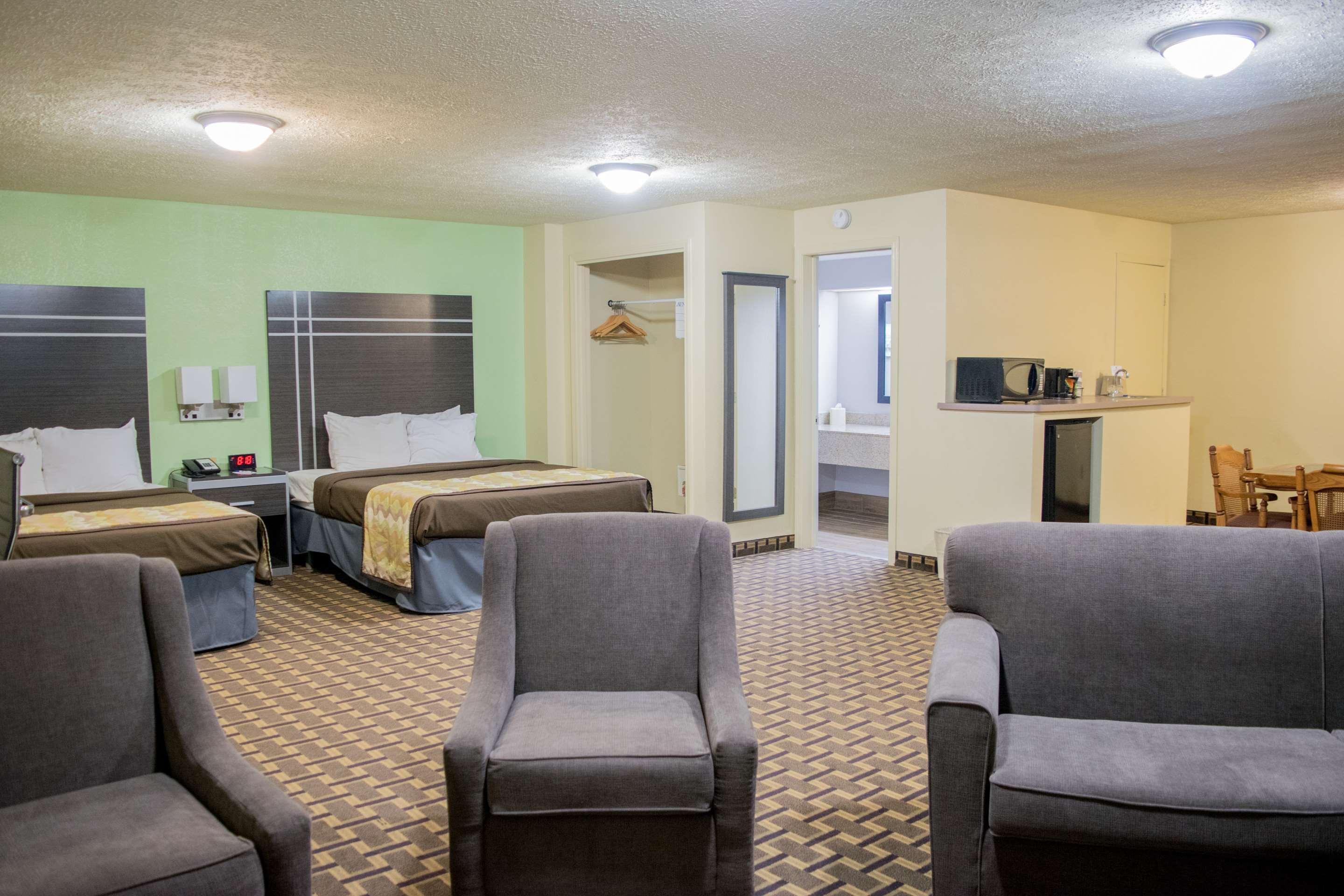 Best Western Coachlight Ролла Экстерьер фото