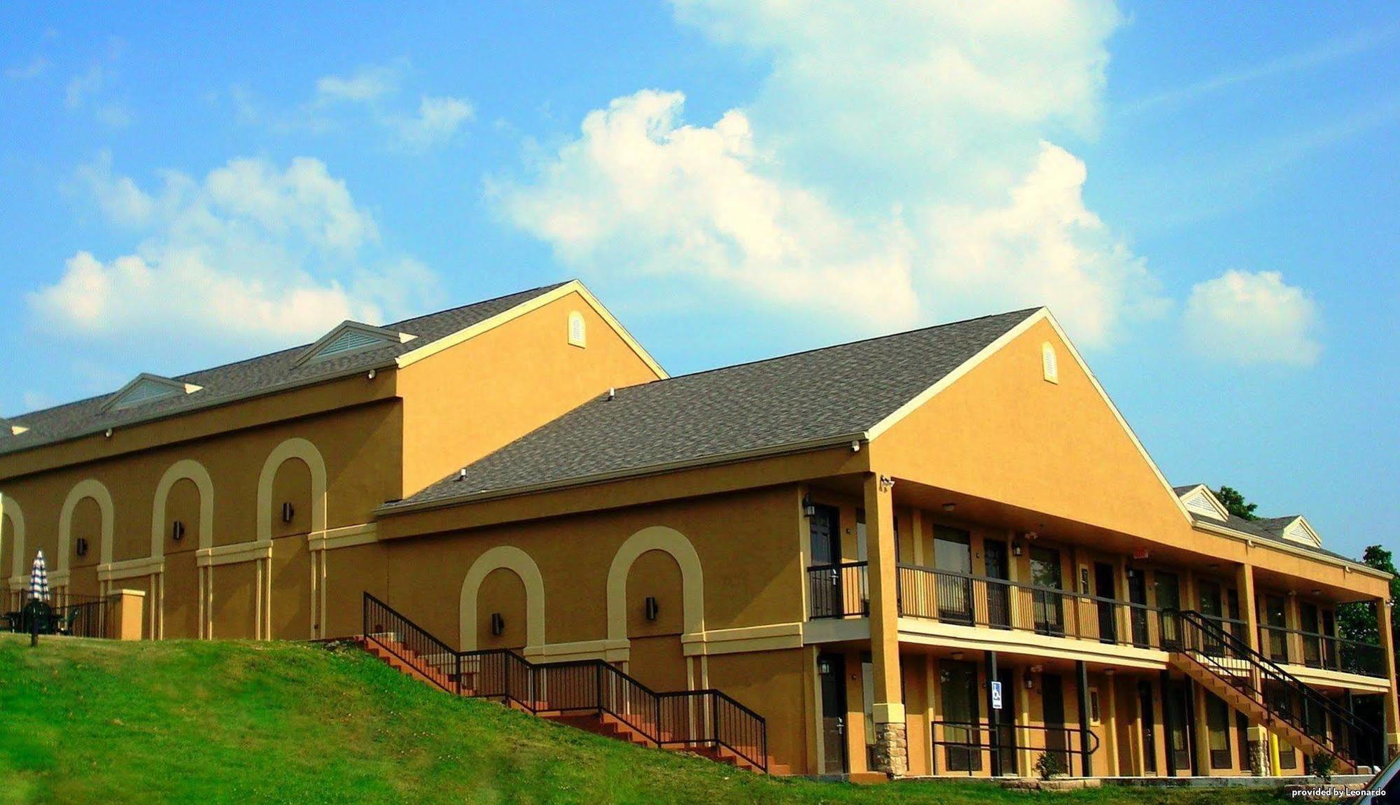 Best Western Coachlight Ролла Экстерьер фото